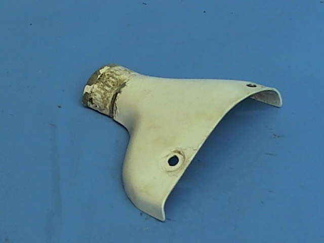 0441218-1 Cessna - COVER PLATE- MAIN GEAR FAIRING LH (CRACKED)